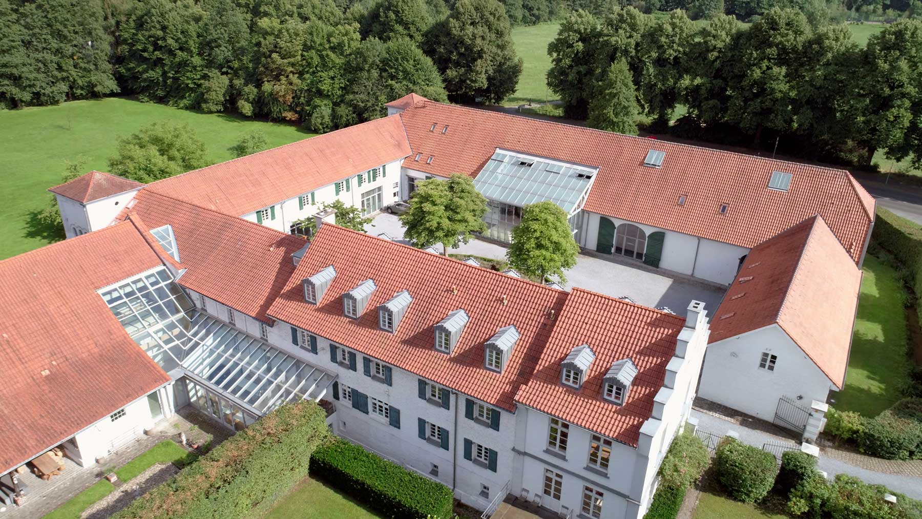 vlcsnap 2023-09-26-21h52m02s625_WEB